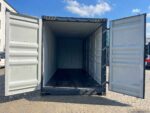 Anthrazitgrauer 20ft High Cube Container mit geschlossenen Seitentüren