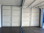 Rückansicht der Doppelgarage aus zwei 20ft Containern RAL 5010